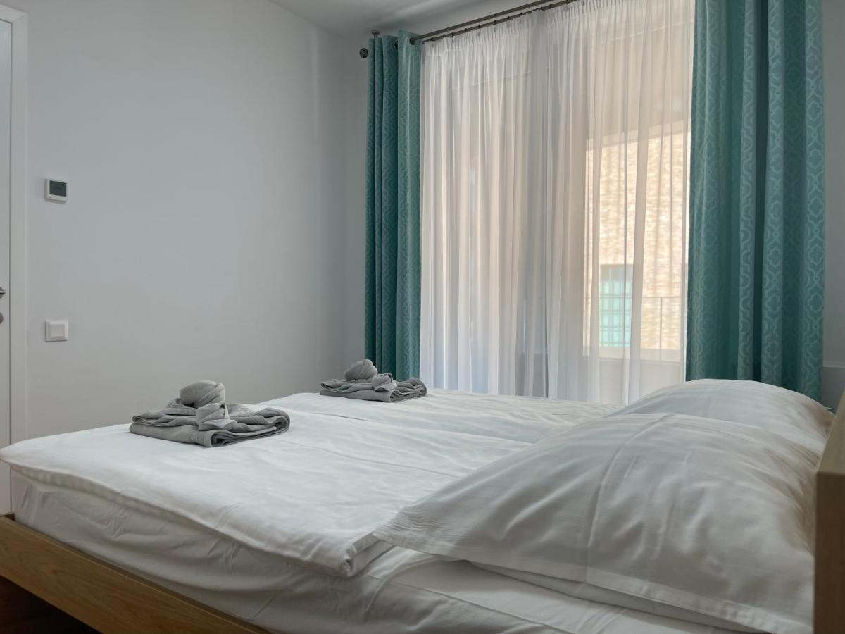 Sag Sky Park Residence Free Parking And Wi-Fi Братислава Екстериор снимка