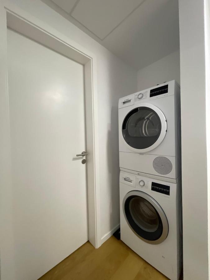 Sag Sky Park Residence Free Parking And Wi-Fi Братислава Екстериор снимка